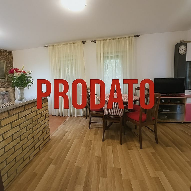 kuca slanci Kuca slanci