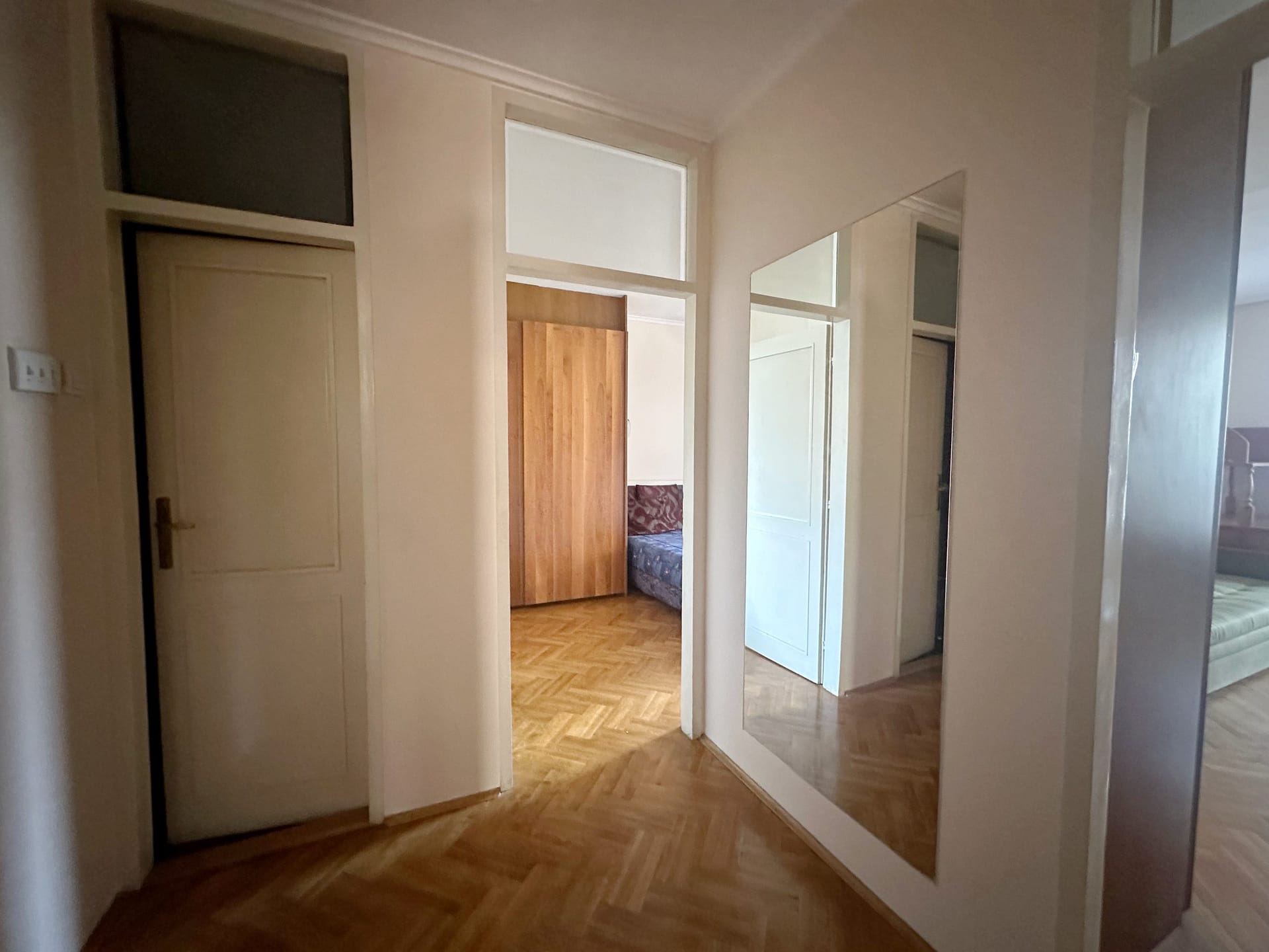 Izdavanje stanova Vračar (Njegoševa) (13) Izdavanje stanova vračar (njegoševa) (13)