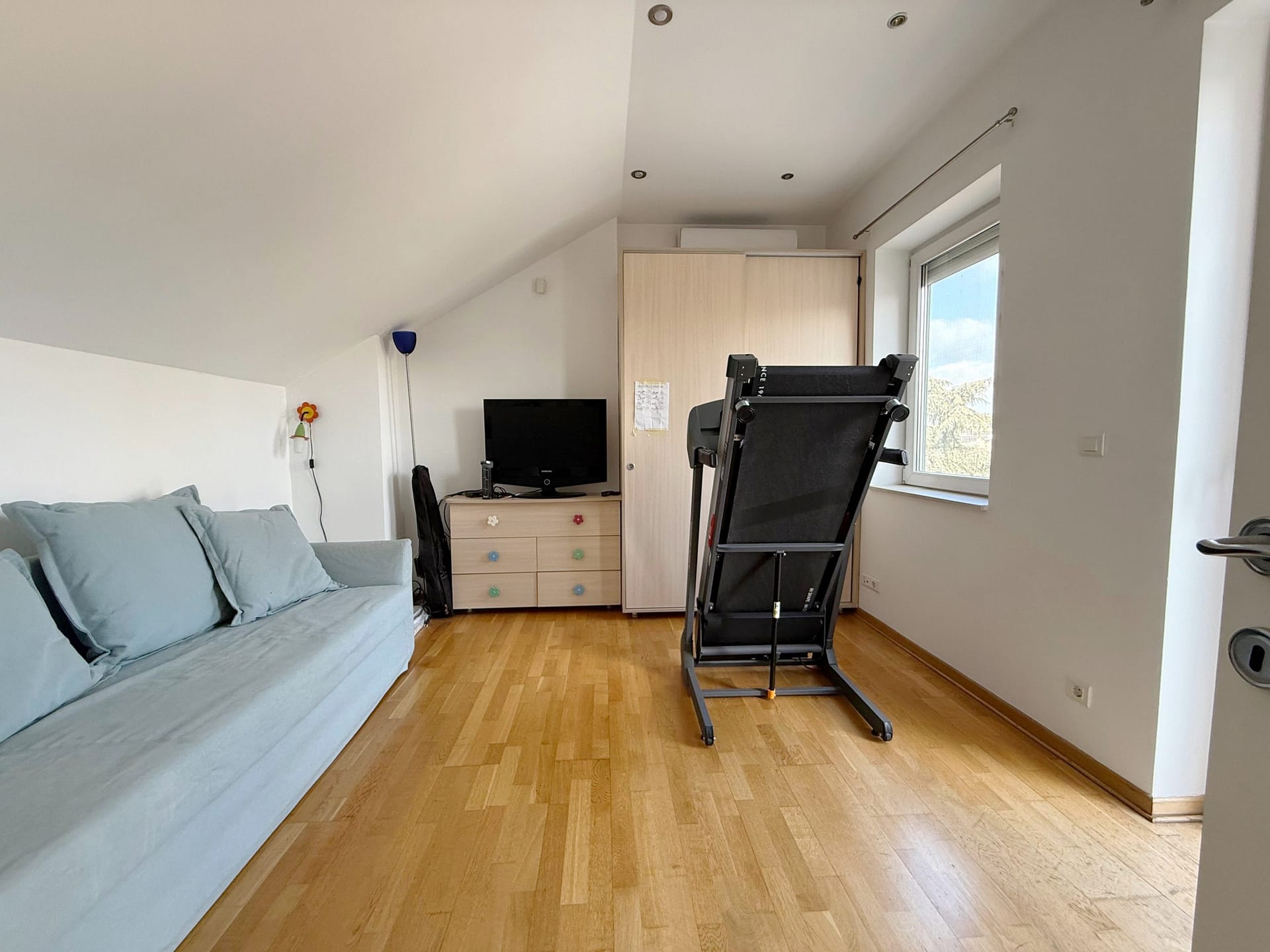 Prodaja-Vojvode-Milenka-spavaca-soba-4-scaled