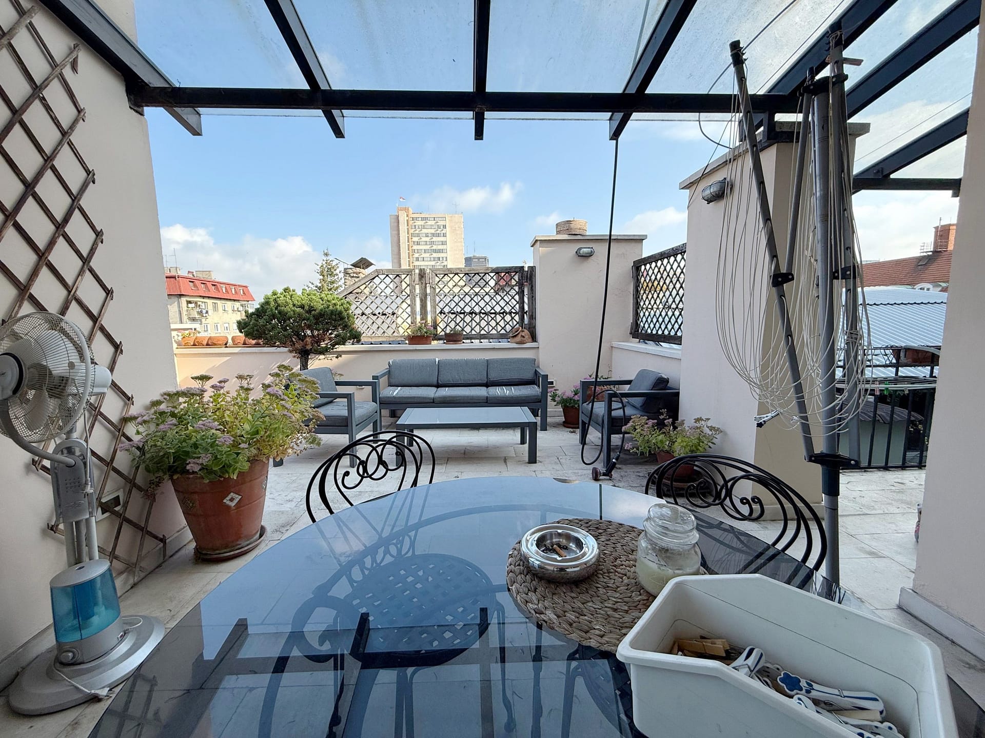 Prodaja-Vojvode-Milenka-terasa-1-scaled