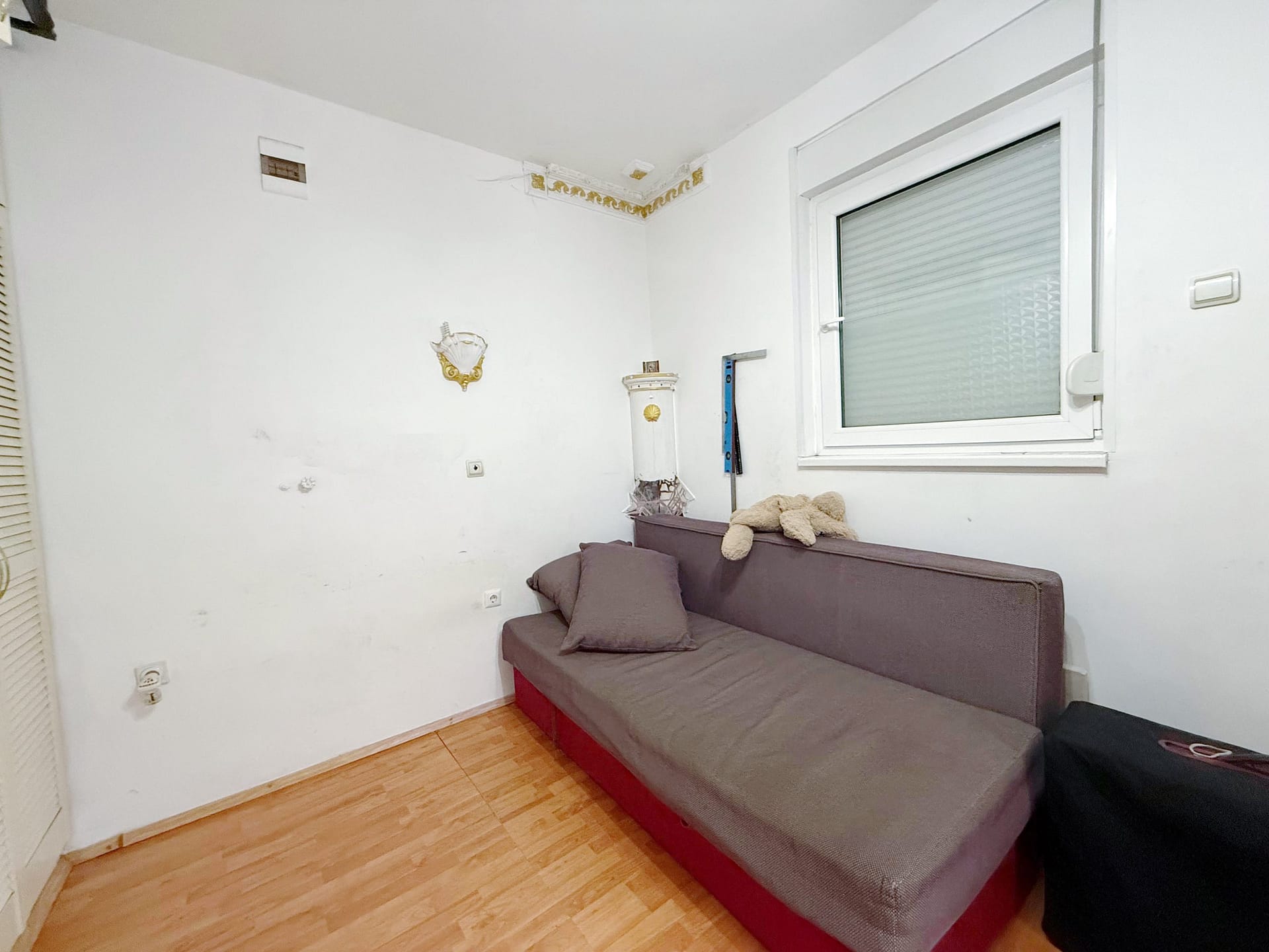 Prodaja-stan-Visnjicka-banja-spavaca-soba-3-scaled