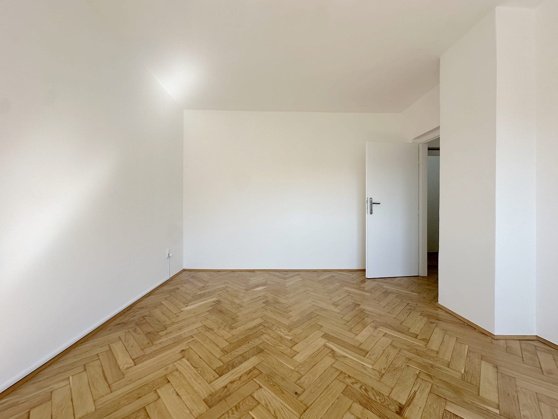 Prodaja-stanova-Brace-Jerkovic-Piva-Karamatijevica-dnevna-soba-scaled