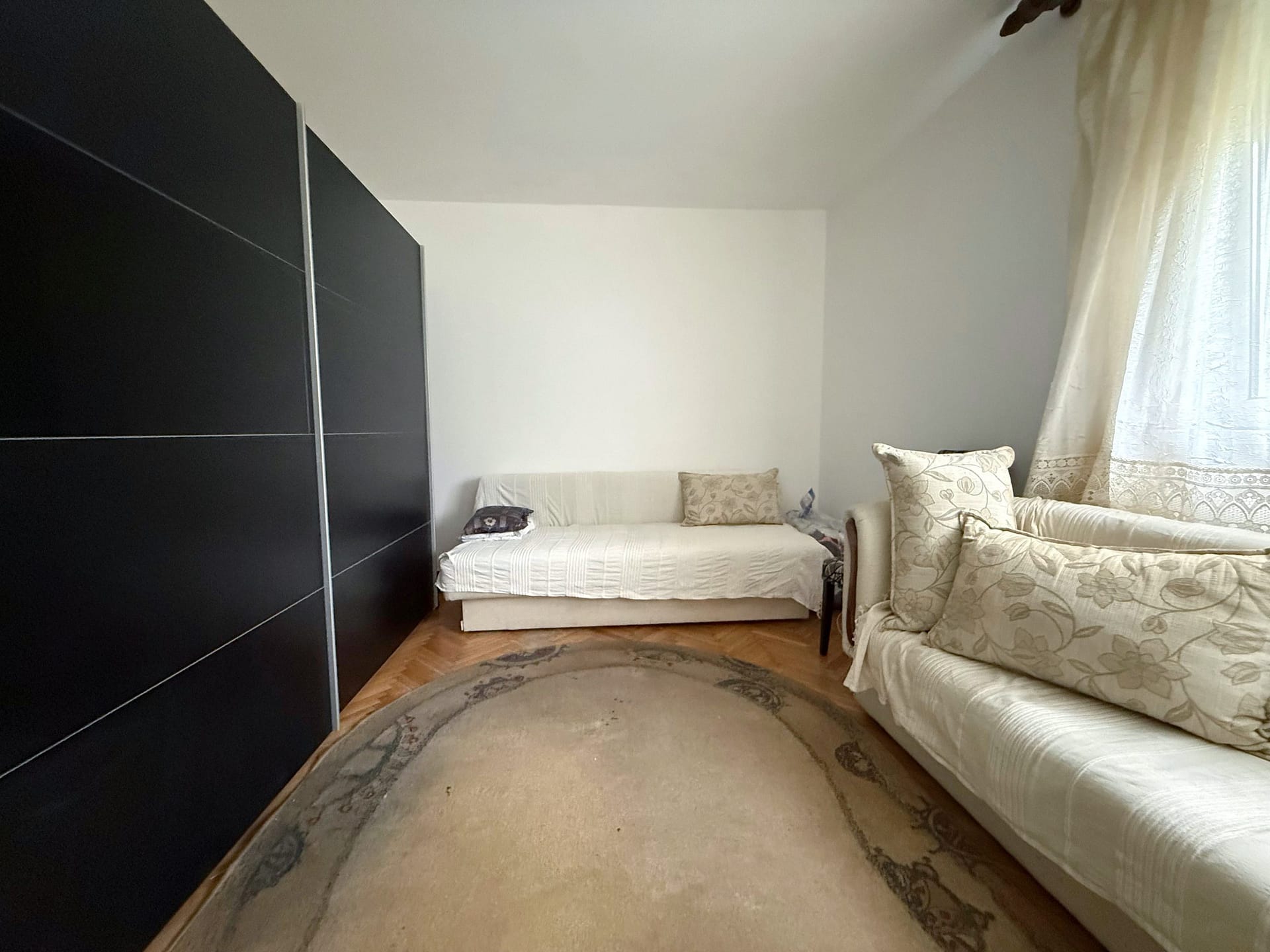 Prodaja-stanova-Marijane-Gregoran-spavaca-soba-2-scaled