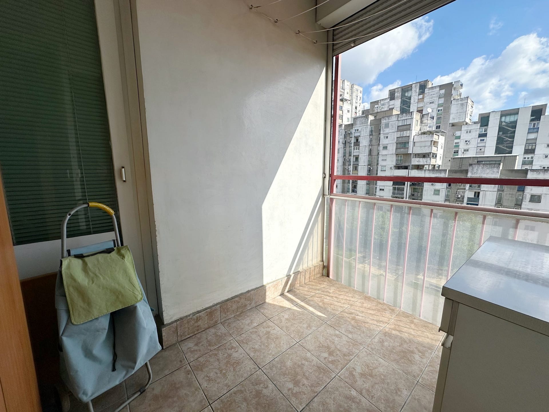 Prodaja-stanova-Novi-Beograd-Blok-61-terasa-scaled