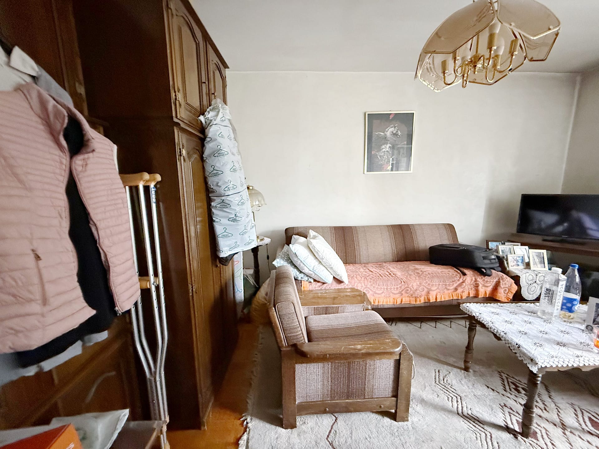 Prodaja-stanova-Zarkovo-dnevna-soba-iz-trpezarije-scaled