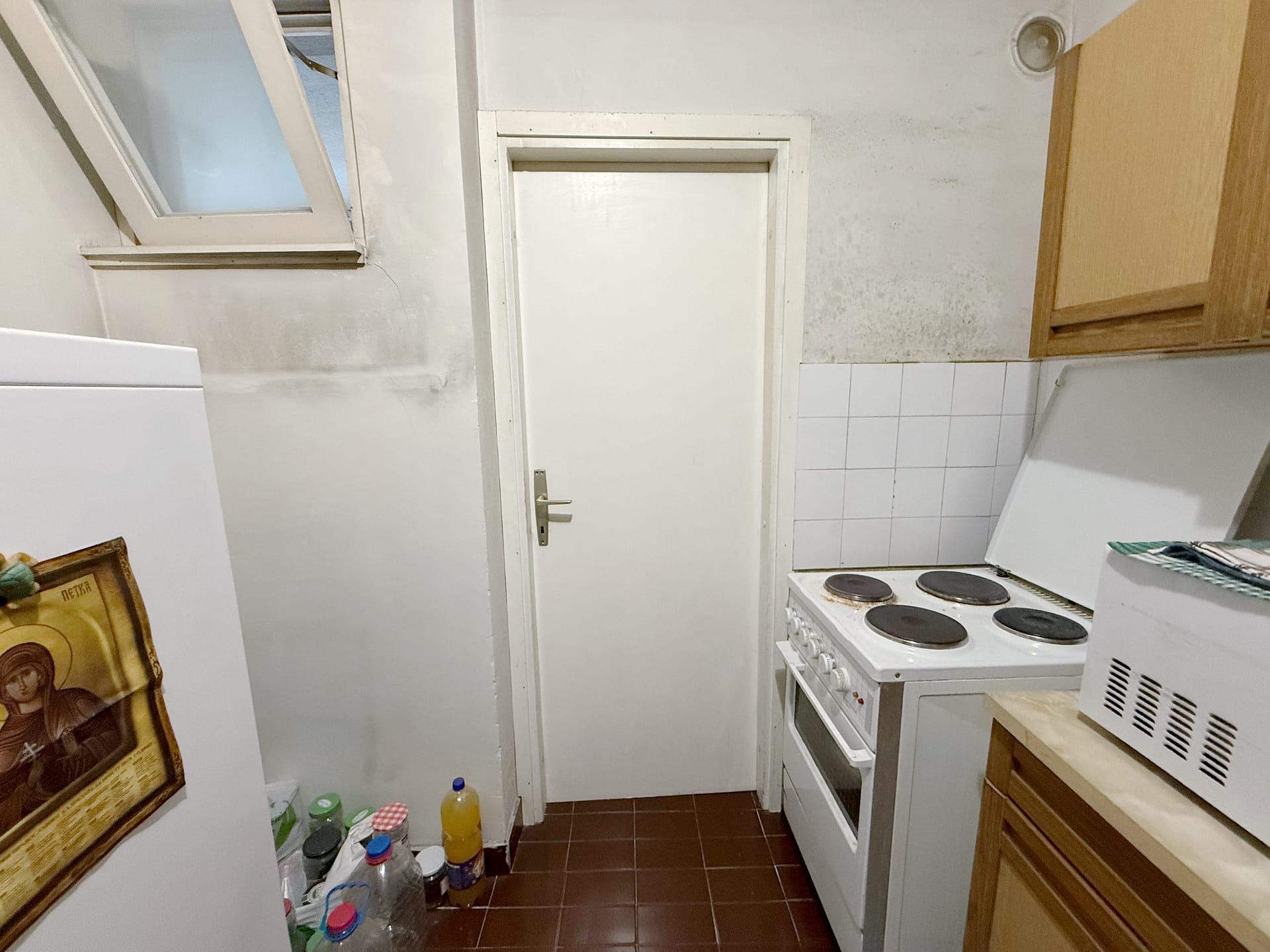 Prodaja-stanova-Zarkovo-kuhinja-1-scaled