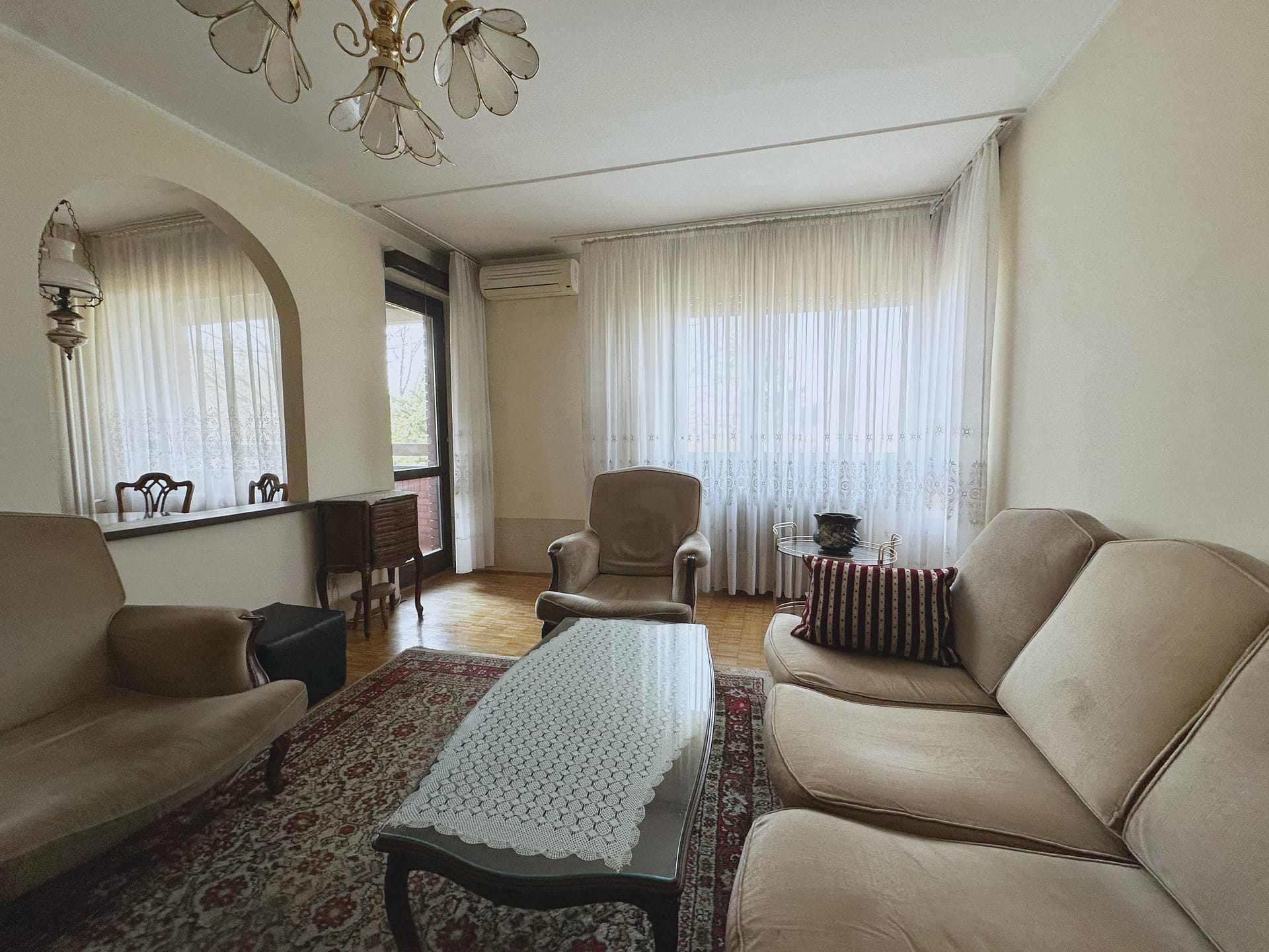 Prodaja stanova Višnjička banja (Višnjički venac) (2) Prodaja stanova Višnjička banja (Višnjički venac) (2)