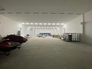 Izdavanje hala makiš (Čukarica) (5)