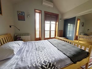 Prodaja stanova Dedinje spavaca soba scaled