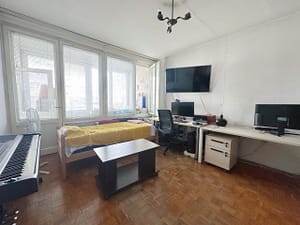 Prodaja stanova Konjarnik Milica Rakica dnevna soba drugi ugao scaled