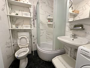 Prodaja stanova Mirijevo Marije Crnobori kupatilo scaled