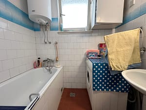 Prodaja stanova Novi Beograd Blok 61 kupatilo scaled