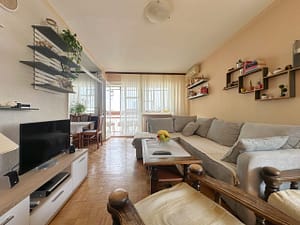 Prodaja stanova Novi Beograd Blok 64 Gandijeva dnevna soba scaled