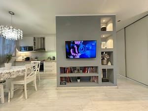 Prodaja stanova Novi Beograd Blok64 dnevna soba tv zid scaled