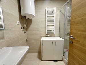 Prodaja stanova Zemunske kapije kupatilo scaled